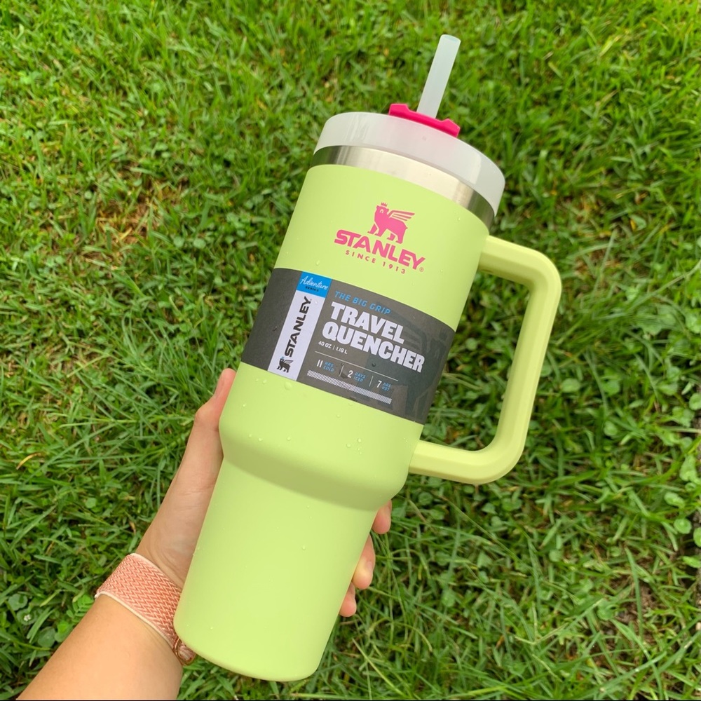 NWT Stanley Adventure Quencher Tumblr Cup 40 oz Citron Mix